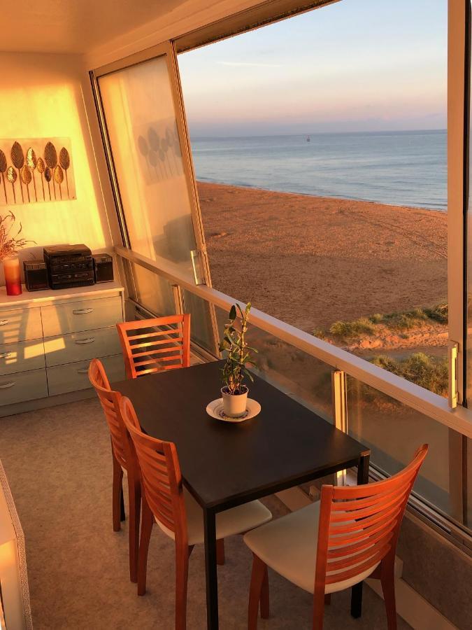 La Mouette Apartment Courseulles-sur-Mer Exterior photo